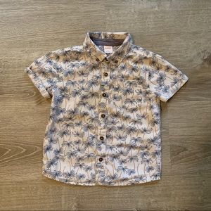 Short sleeve button down shirt